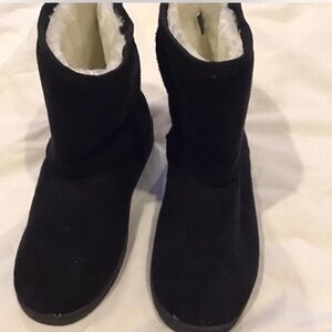 Preowned BEARPAW Womens US SIZE 11